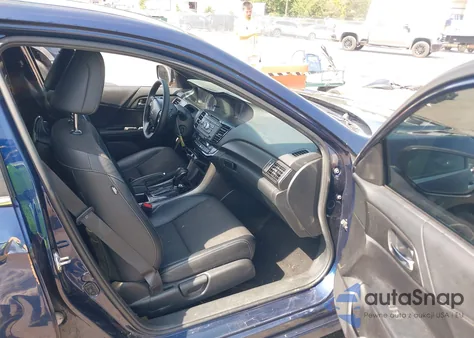 2016 Honda Accord Sport z USA, uszkodzony, nr VIN 1HGCR2F57GA135189